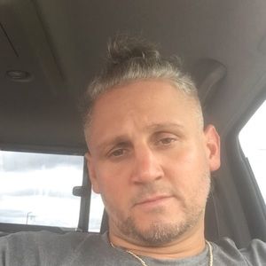 Meet your Posher, Zane